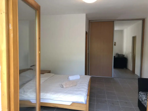 1 Bedroom Apartment With Stunning Views