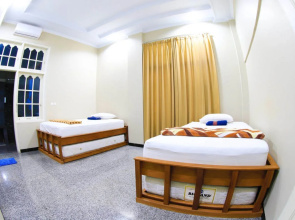 Bonsai Surf Lodge