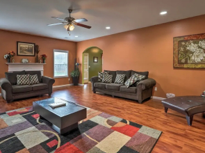 Family Getaway w/ Movie Room Near Atlanta!