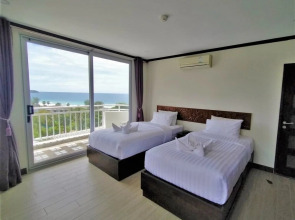 9D Karon Beach Front Breathtaking sea View