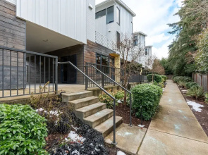Sophari's Apartments in Bellevue
