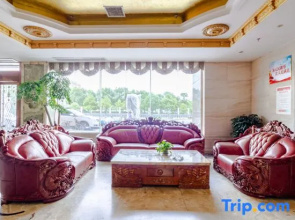 Yifeng Hotel
