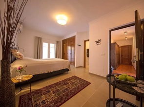 Casa B Bed & Breakfast