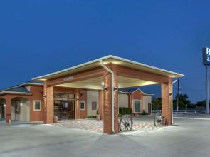 Best Western Windwood Inn & Suites