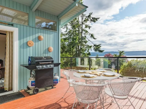 Wolf Beach Cottage by Avantstay Harbor Views