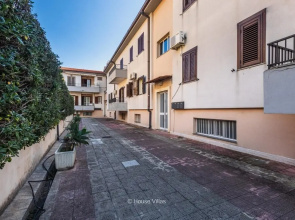 Albachiara in Avola With 2 Bedrooms and 1 Bathrooms