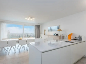 Spacious New-build Apartment With Large Terrace