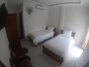 Tribee Kinh Hostel & Bar