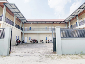 OYO 93087 Wisma Apel Syariah