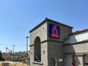 Studio 6 Lake Elsinore, CA