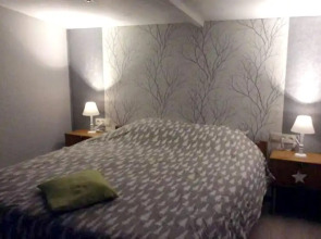 House With 2 Bedrooms in Érezée, With Enclosed Garden