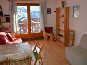 Studio Cabin 4 People 1 Exposed South