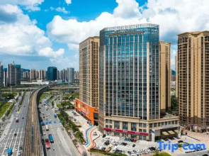 Huizhou Moment Hotel