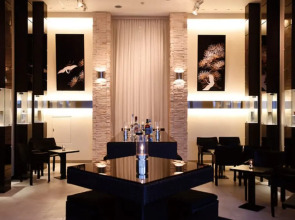 Отель The Screen