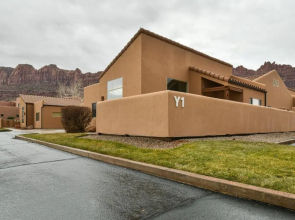 Rim Village Y1
