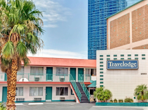Travelsuites Inn