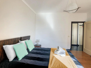 Rodamar Apartment by MHM