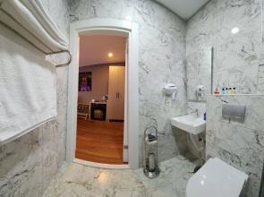 Отель Gokotta Suite