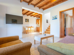 Spiros Beach Villa Large Private Pool Walk to Beach Sea Views A C Wifi Car Not Required - 971