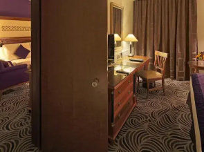 Makarim Tabuk Hotel