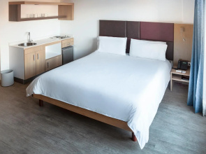 Viaggio Teleport Suites