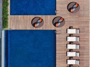 Sheraton Grand Bangalore Hotel at Brigade Gateway