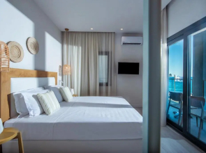 Maritime Suitesby Enorme