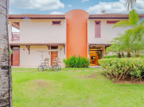 PF41 House 6 Bedrooms 300m from the Sea