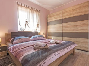 Nice Home in Vodnjan With Wifi and 2 Bedrooms