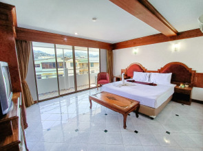 Hack Patong Beach Hotel