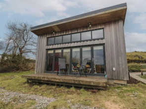 Tirlaggan Studio