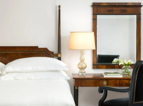 The Michelangelo Hotel