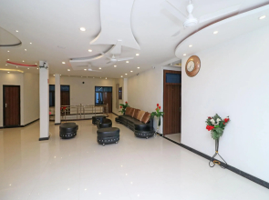 OYO 8837 Hotel Surya Galaxy