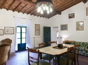 Historic Cottage In Tuscany