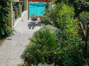 Endless Summer Apartments