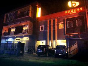 RedDoorz @ Budget Hotel Ambon