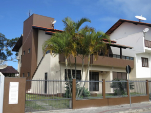 Bombinhas Brasil Residence II Guest House