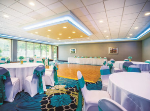 Garner Hotel Glen Burnie BWI Airport Area by IHG