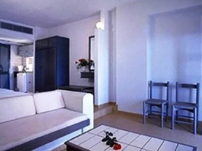 Blue Sky Hotel Apartments