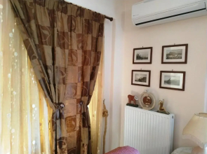 Thalia Apartment in Kalamata, 15' walk from the city center and the beach