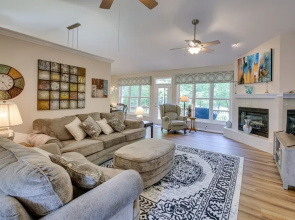 Hot Springs Village Home w/ Golf Course View