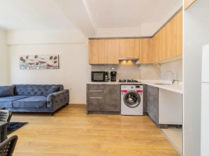 Exquisite Flat With Shared Pool in Kepez