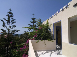Montemar Studios & Apartments
