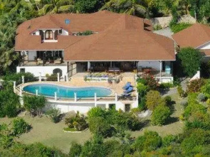 Villa Mahogany