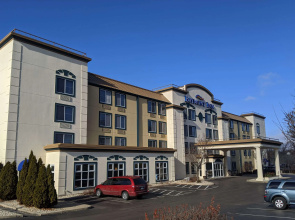 Baymont by Wyndham Rockford