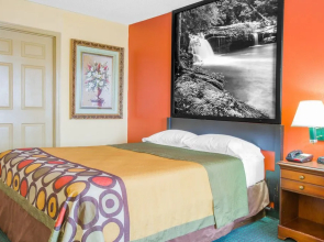 Super 8 Talladega AL