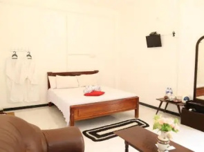 Manula Residence