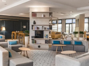 Courtyard by Marriott Paris La Defense West - Colombes