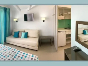 Haris Apartments