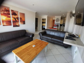 9 Neptune Terrace Beach Apartment